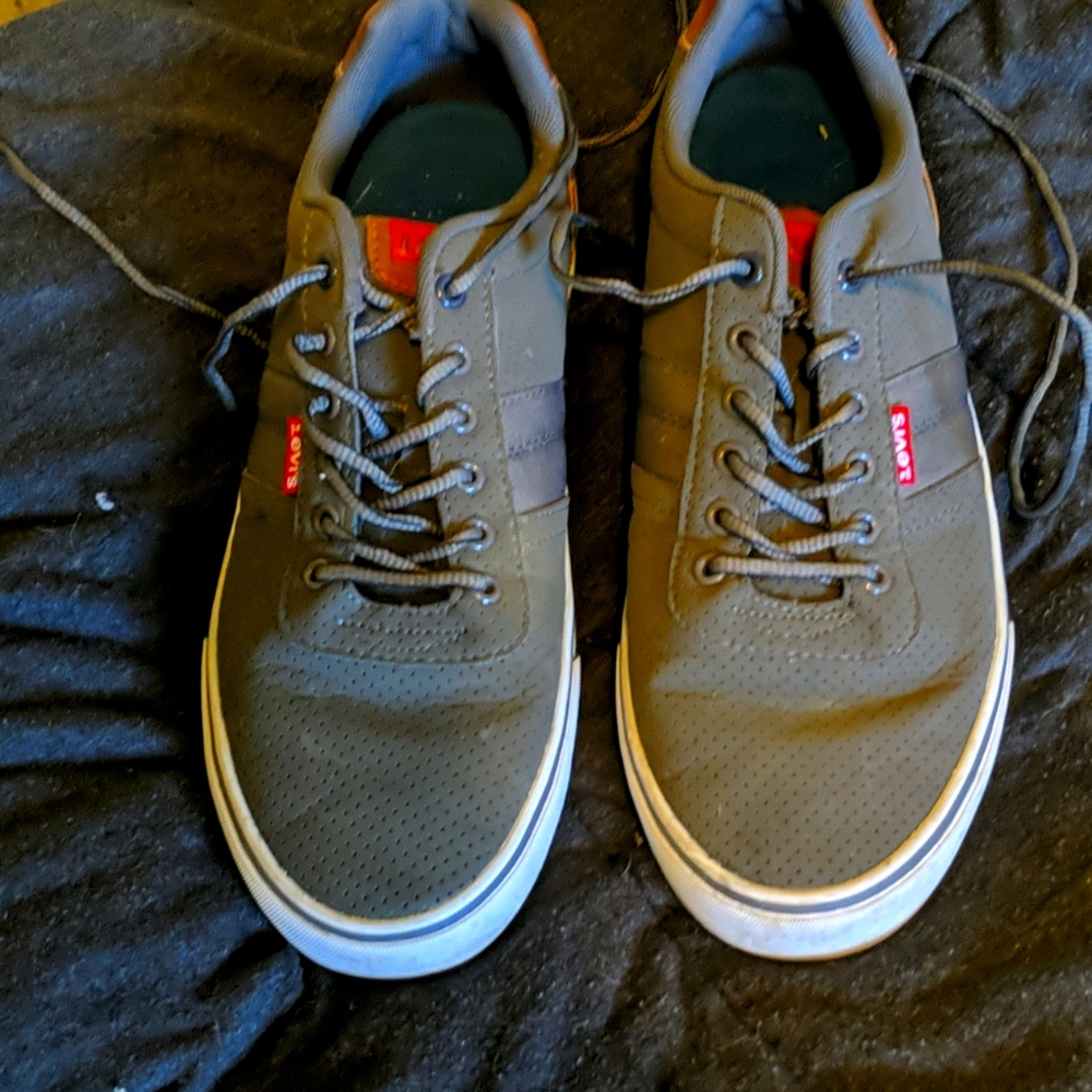 Levi shoes